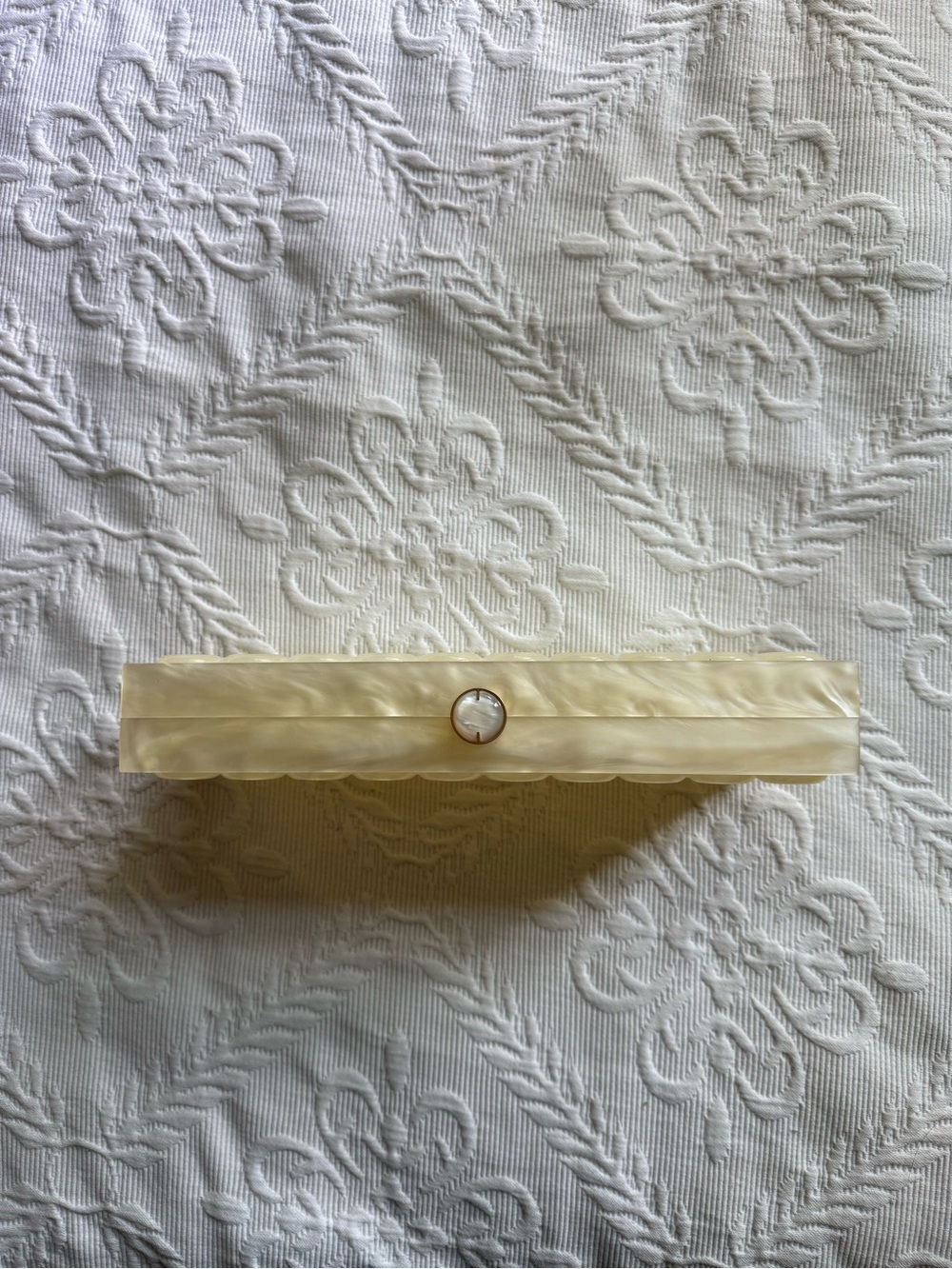 Cult Gaia Faizah Clutch - Picture 5 of 9